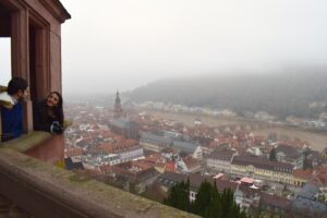 imagen-del-puente-antiguo-de-heidelberg-alemania-con-vista-desde-castillo